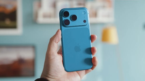 iPhone 18