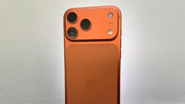 تسريبات فوربس تكشف سر ارتباط "iPhone 18 Pro" بنظام "iOS 20" المنتظر
