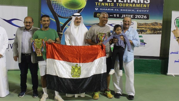 صورة من اللقاء