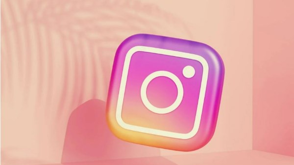 تحديث جديد لتطبيق Instagram يسمح بإمكانية تعديل ترتيب المنشو