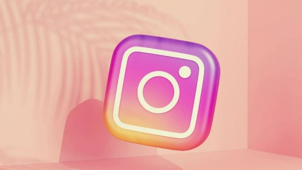 تحديث جديد لتطبيق Instagram يسمح بإمكانية تعديل ترتيب المنشو