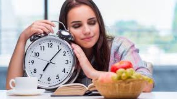 أفضل أطعمة تساعد على النوم الهادئ ليلاً 
