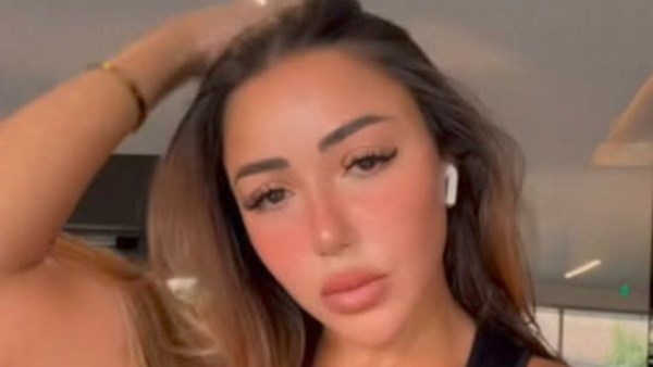سارة سلامة تثير الجدل بملابسها من الجيم