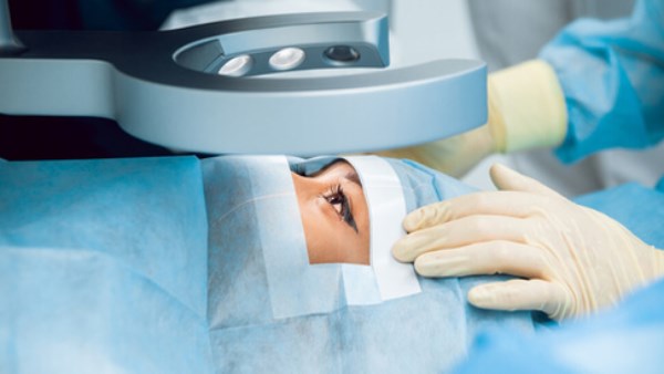ما حكم العمليات الجراحية لإصلاح العيوب الطارئة أو الموجودة؟