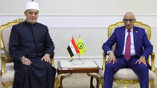 محافظ شمال سيناء يستقبل مفتي الجمهورية لبحث سُبل التعاون الم