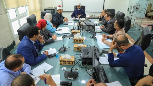 البحوث الإسلامية يتابع إجراءات ضبط تداول المصحف الشريف