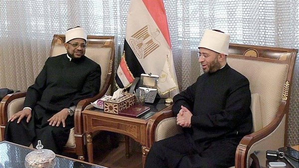 وزير الأوقاف يستقبل أمين عام مجمع البحوث الإسلامية لبحث التعاون المشترك