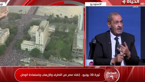 أسامة الدليل الكاتب الصحفي