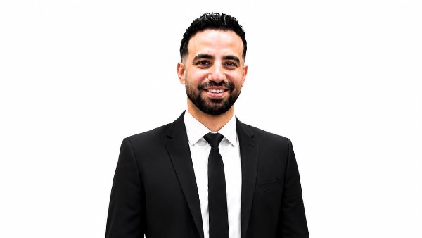  الإعلامي هشام موسى