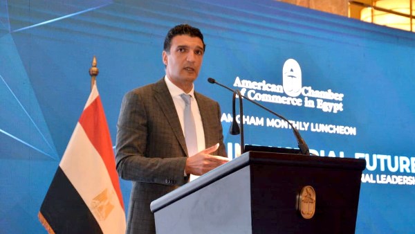 وزير الصناعة 