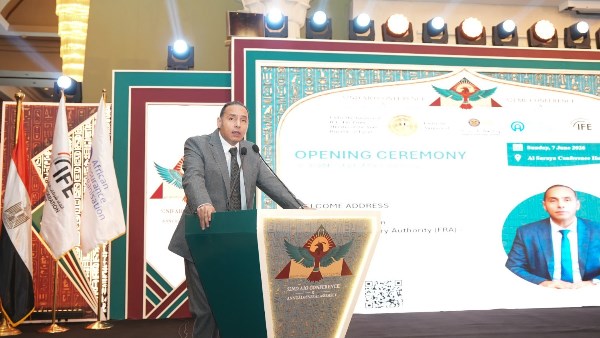 الرقابة المالية: وثائق التأمين عبر التطبيقات الذكية أصبحت أم