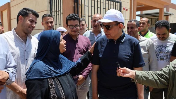 محافظ المنيا خلال الجوله 