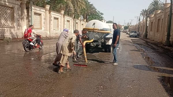 شفط المياة بنفق الكورنيش 