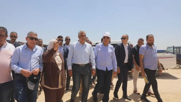 وزير الإنتاج الحربي ومحافظ المنيا 