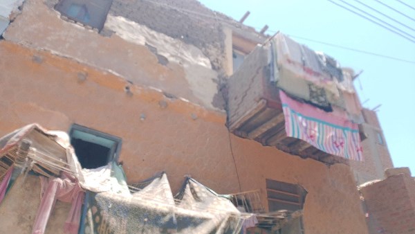 العقار المتصدع 