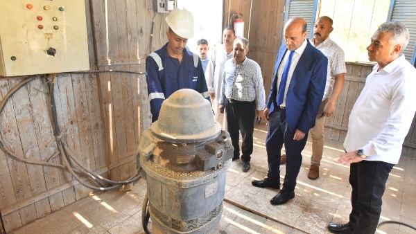 محافظ أسيوط 