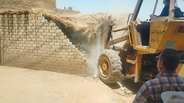 إزالة التعديات بأسيوط 