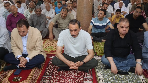 صلاة الجمعة بسوهاج