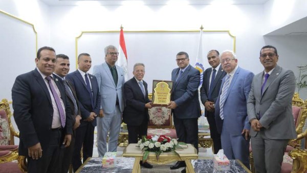 وفد نقابة الأطباء