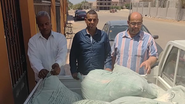 ضبط نصف طن دقيق مدعم قبل تهريبه بالسوق السوداء في القرنة بالأقصر