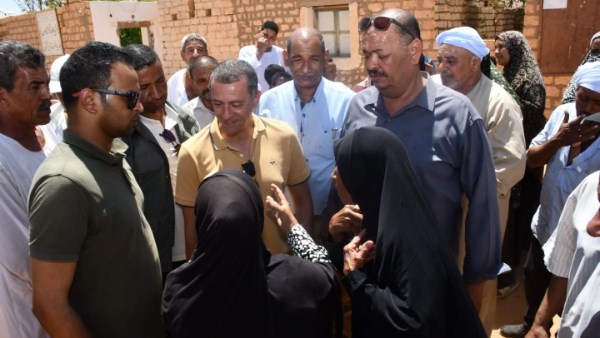 محافظ أسوان: إدراج قرية بشاير الخير وجميع قرى العون الغذائى 