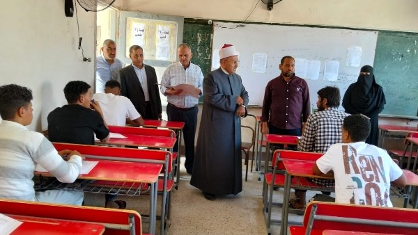 رئيس منطقة الإسماعيلية وموفد قطاع المعاهد الأزهرية