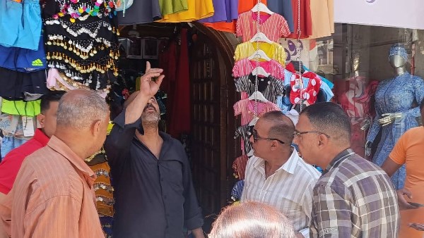 حملة صباحية لإزالة الإشغالات والتعديات شرق بورسعيد حملة صباحية لإزالة الإشغالات والتعديات شرق بورسعيد