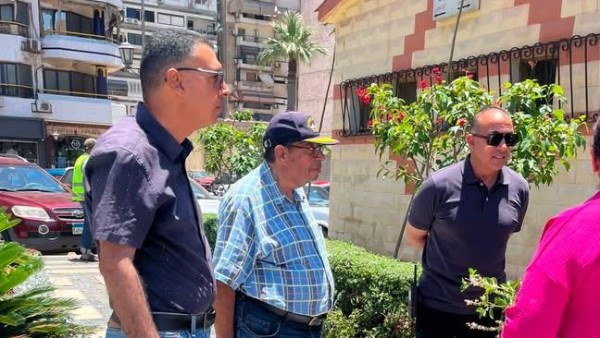 محافظ بورسعيد يتابع جهود الأحياء لفرض الانضباط وتطوير المسطحات الخضراء والارتقاء بالخدمات