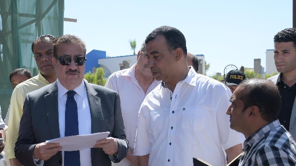 متابعة ميدانية لمعدلات التنفيذ ونسب الإشغال بالقرية التابعة للجهاز التنفيذي للمنطقة الحرة