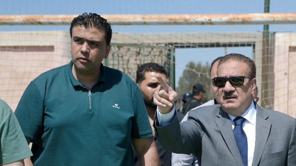 محافظ بورسعيد يتفقد مجمع مدارس قرية الرضوان ويوجه بإقامة فصول للتعليم الثانوي داخل مجمع المدارس