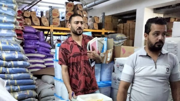 ضبط 1.5 طن جبن غير صالح للاستهلاك الآدمي داخل مول شهير بالعب
