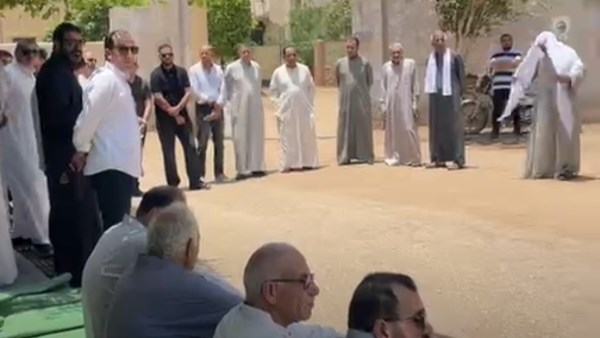جانب من الجنازة 