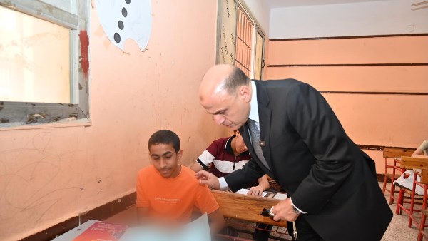 كل الدعم لأبنائنا الطلاب.. محافظ الغربية يتفقد لجان الإعدادية بالمحلة الكبرى