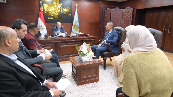محافظ الغربية يرسخ نهج التواصل المباشر مع المواطنين ويترجم ا