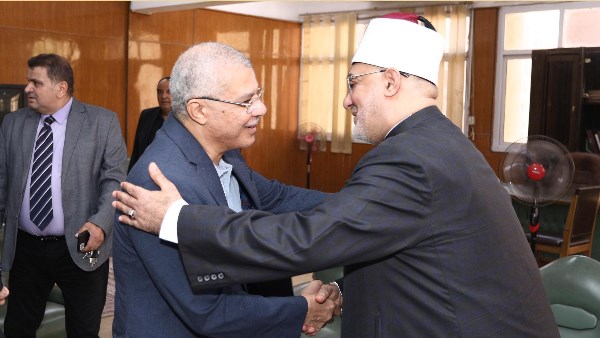 بحضور المفتي.. مناقشة رسالة دكتوراه بجامعة الزقازيق حول "جهو
