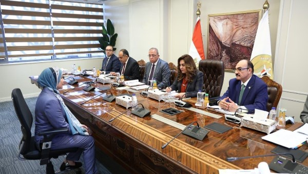 لجنة اختيار المتقدمين للوظائف القيادية المحلية 