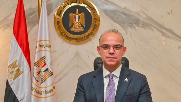 الدكتور محمد فريد وزير الاستثمار والتجارة الخارجية