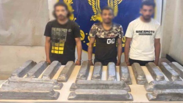القبض على المتهمين بسرقة ورشة ألومنيوم بالقاهرة