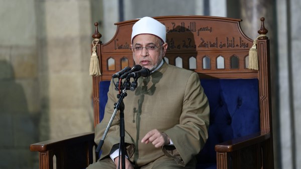 الدكتور سلامة داود