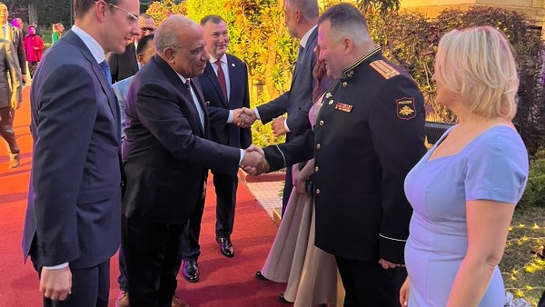 وزير الكهرباء  خلال الاحتفال