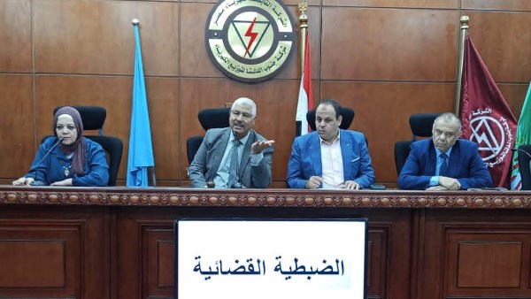 خلال الندوة