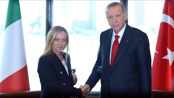 اردوغان وميلوني 