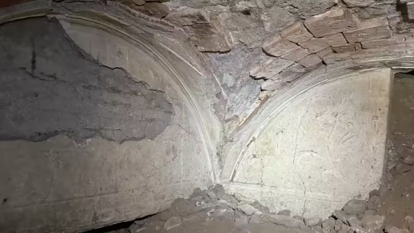  بقايا معمارية