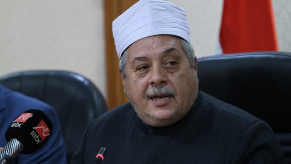 الشيخ ايمن عبد الغني رئيس قطاع المعاهد الأزهرية 