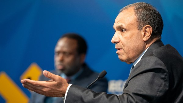 الدكتور بدر عبد العاطي- وزير الخارجية 