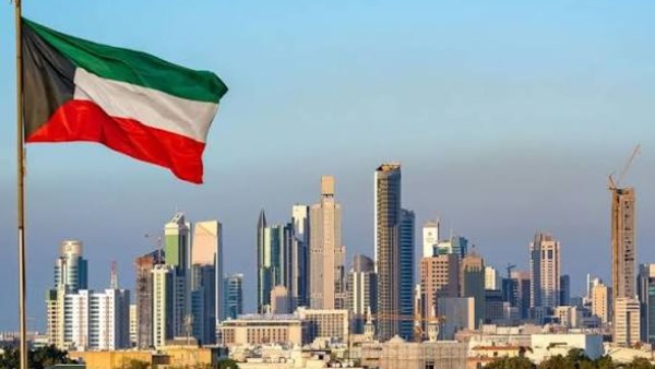 انتهاك صارخ.. الكويت تدين استمرار الاعتداءات الإيرانية على أ