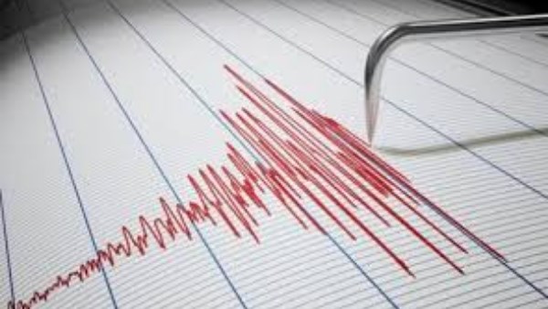 زلزال بقوة 6.1 درجة يضرب جنوب إيطاليا
