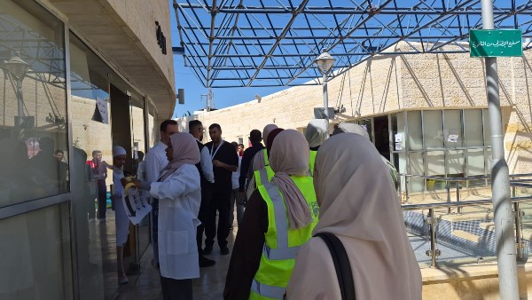 ​الأردن يوسع مظلة الرعاية الصحية للاجئين الفلسطينيين ومرضى غزة عبر مبادرات ميدانية وخطط توسع داخل المخيمات
