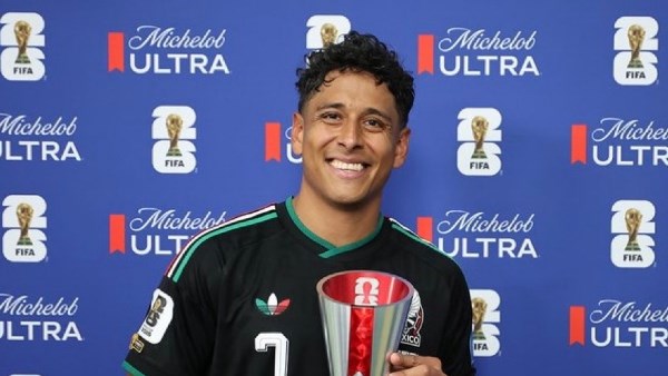 صاحب هدف التأهل.. "لويس رومو" أفضل لاعب في لقاء المكسيك وكوريا الجنوبية