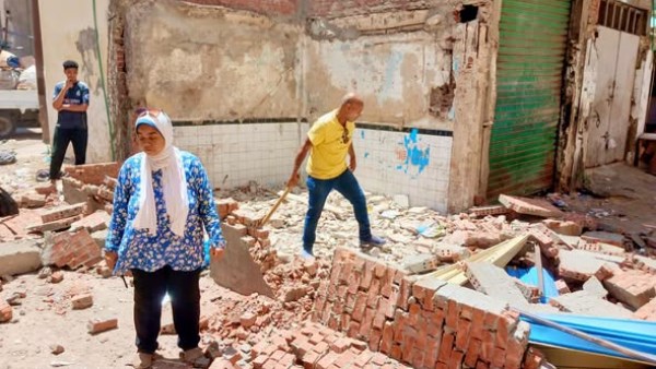 حملات مكثفة بالإسكندرية لإزالة البناء المخالف